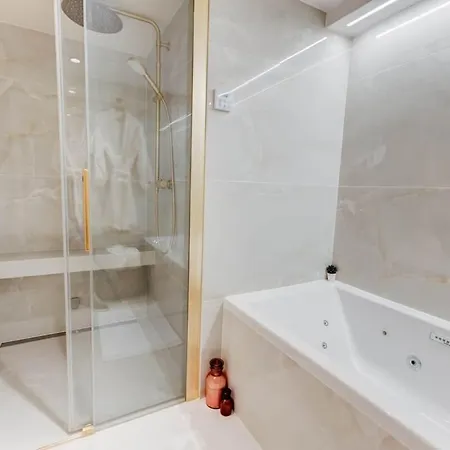 Appartement Prive : Hammam & Balneotherapie